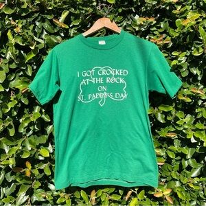 Vintage Single Stitch Irish St. Paddy’s Shamrock Bar Tee Shirt Green Medium